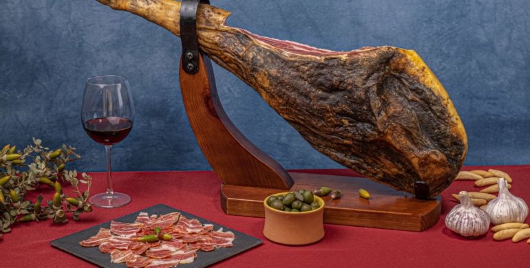 La Historia del Jamón Ibérico: Tradición y Cultura de un Producto Único